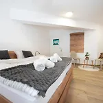 Linasi Slovenia 3* Nazarje