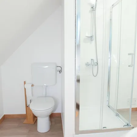 Linasi Slovenia 3*