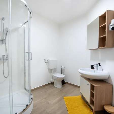 호텔 Linasi Slovenia 3*