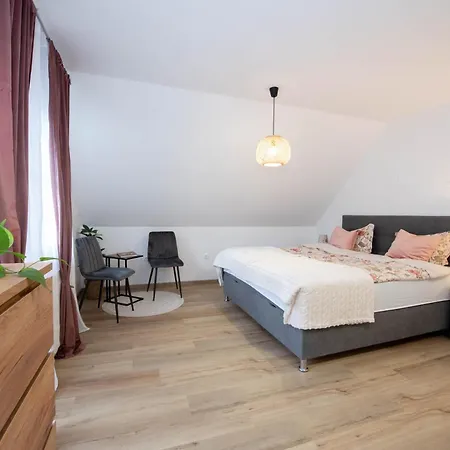 Linasi Slovenia 호텔 Nazarje