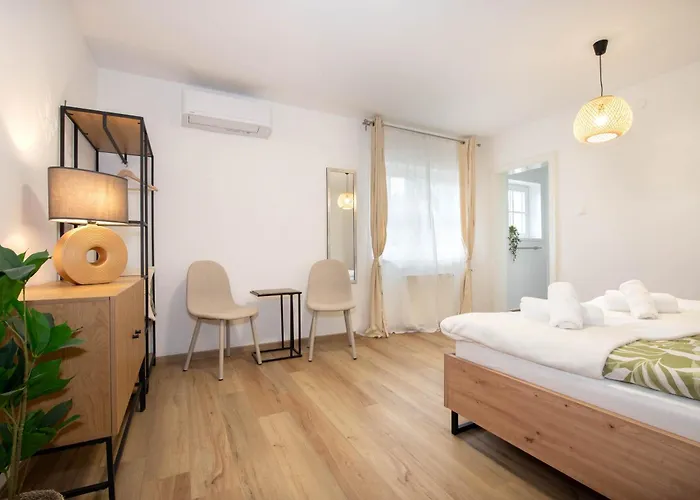 Linasi Slovenia Hotel 3*